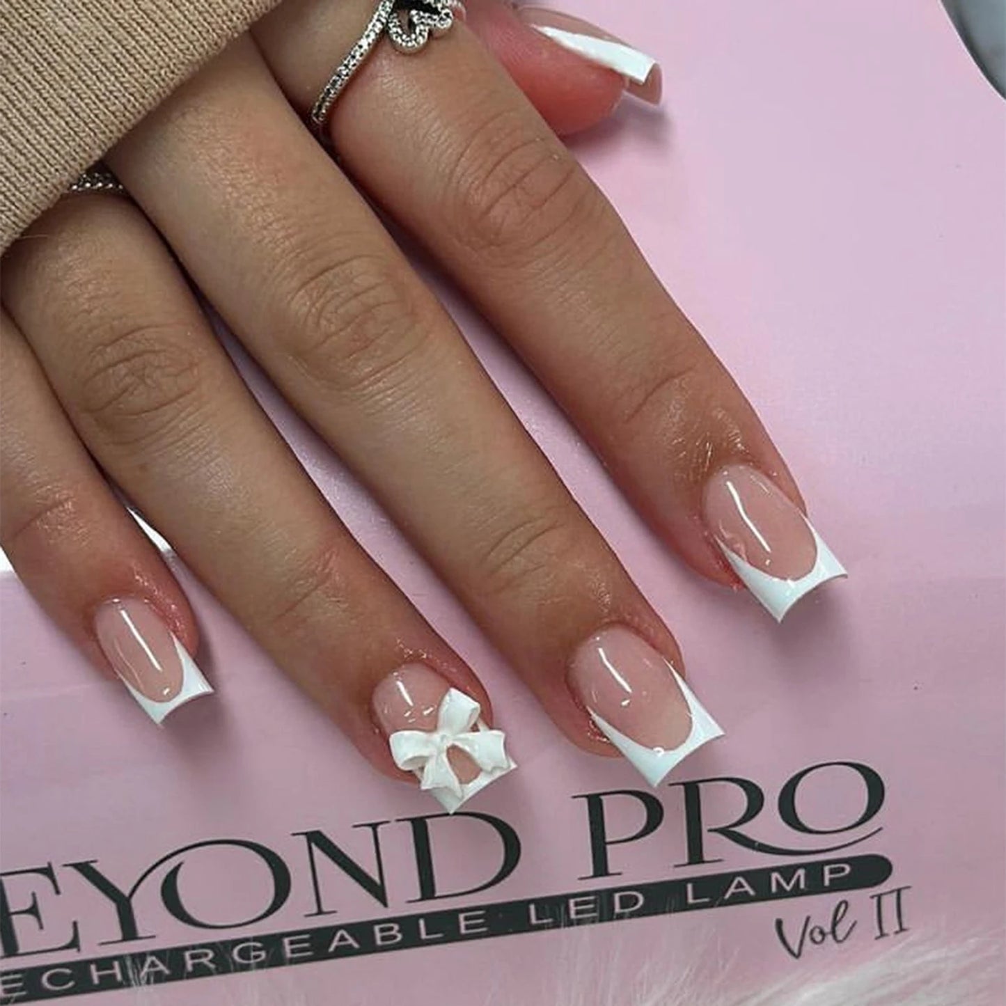 White Bow Decor Fake Nails Long Coffin Ballet False Nail Tips Full Cover Detachable French Pink Sweet Press on Nails for Women