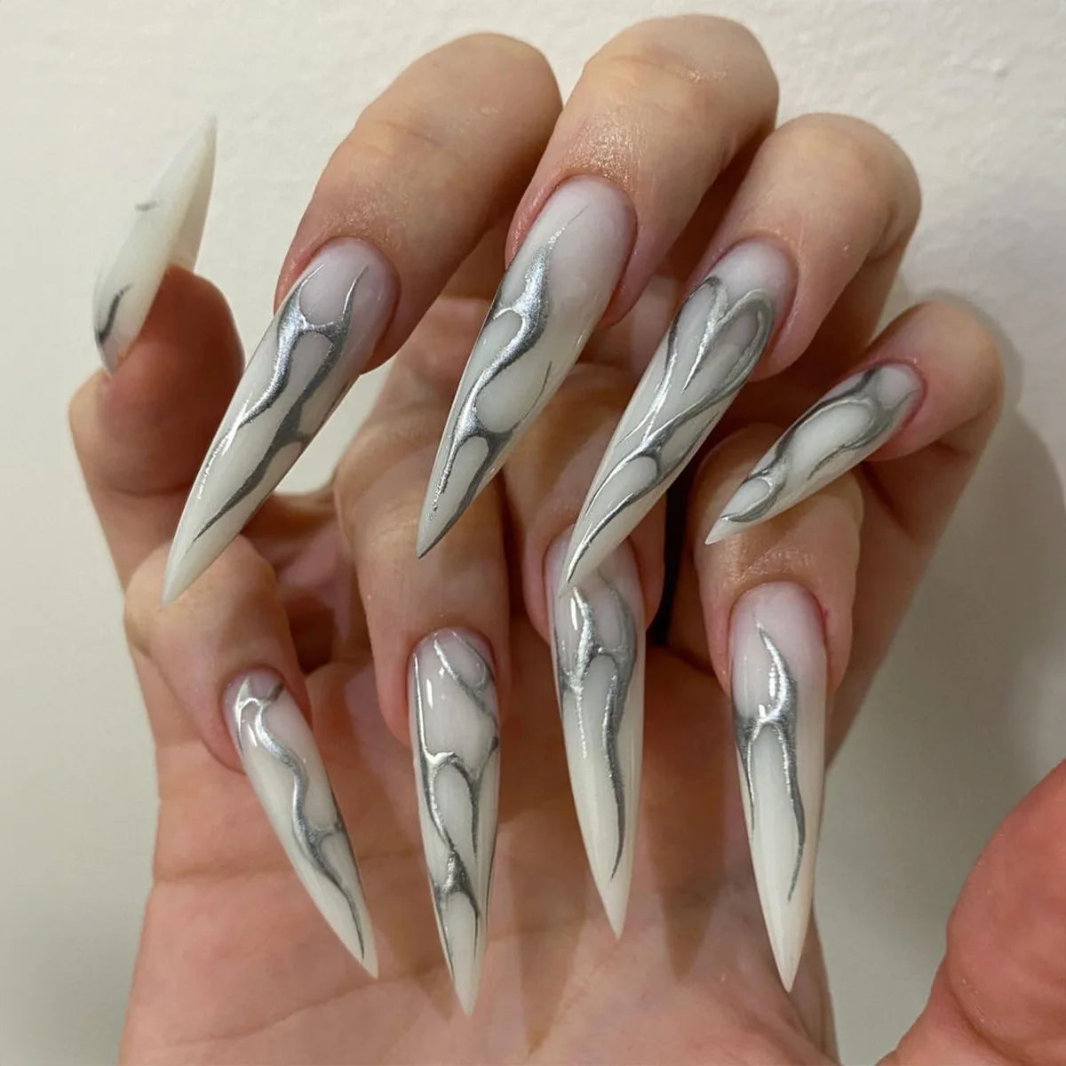 24Pcs Halloween Blood Press on Nails Set Long Coffin Glossy Acrylic Nail Tips Full Cover Ballerina False Nails for Women&Girls
