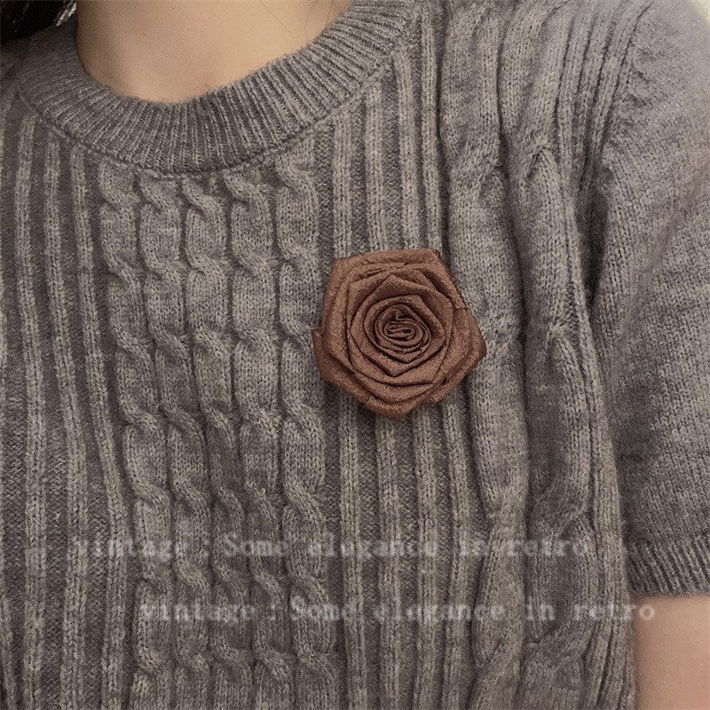 New Arrival Handmade Fabric Flower Brooch Corsage All-Matching Graceful Elegant Retro Fancy Shirt Cheongsam Accessories Women