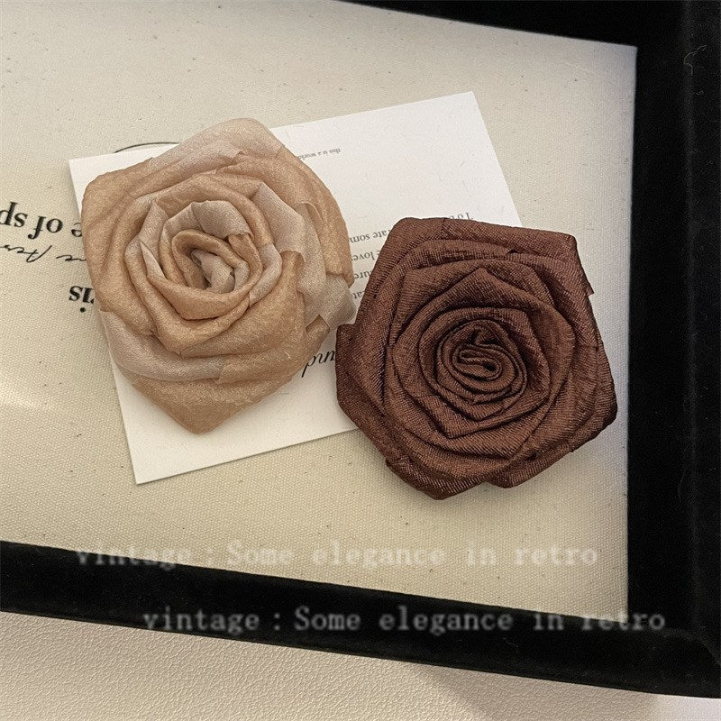 New Arrival Handmade Fabric Flower Brooch Corsage All-Matching Graceful Elegant Retro Fancy Shirt Cheongsam Accessories Women
