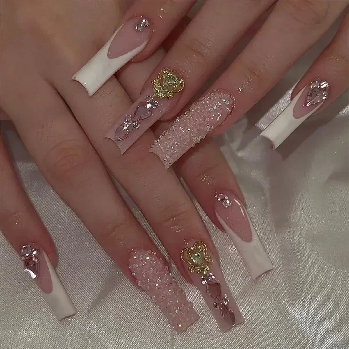 24Pcs Pink French False Nails French with Rhinestone Acrylic Fake Nail Tips Detachable Coffin Press on Nails Full Cover Manicure