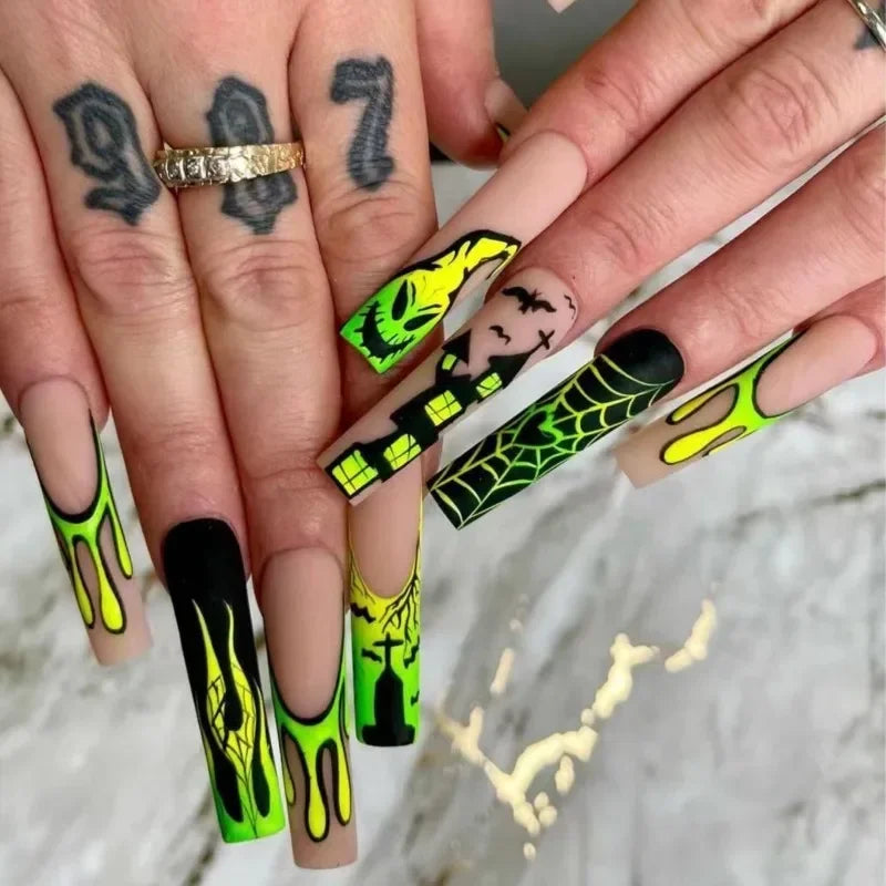 24Pcs Halloween Ghost Press on Nails Personalized Cobweb Pattern Teardrop Nails Full Cover False Nail for Women&Girls Party Wear