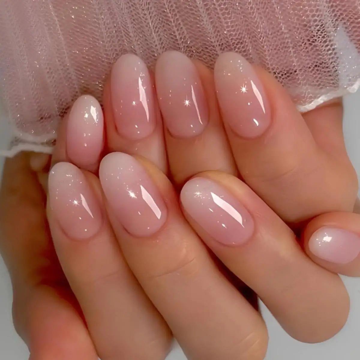 Glossy Press On Nails Set Short Oval Shiny Gradient French Nail Art Design Reusable Full Cover Fake Nails With Glue For Girls